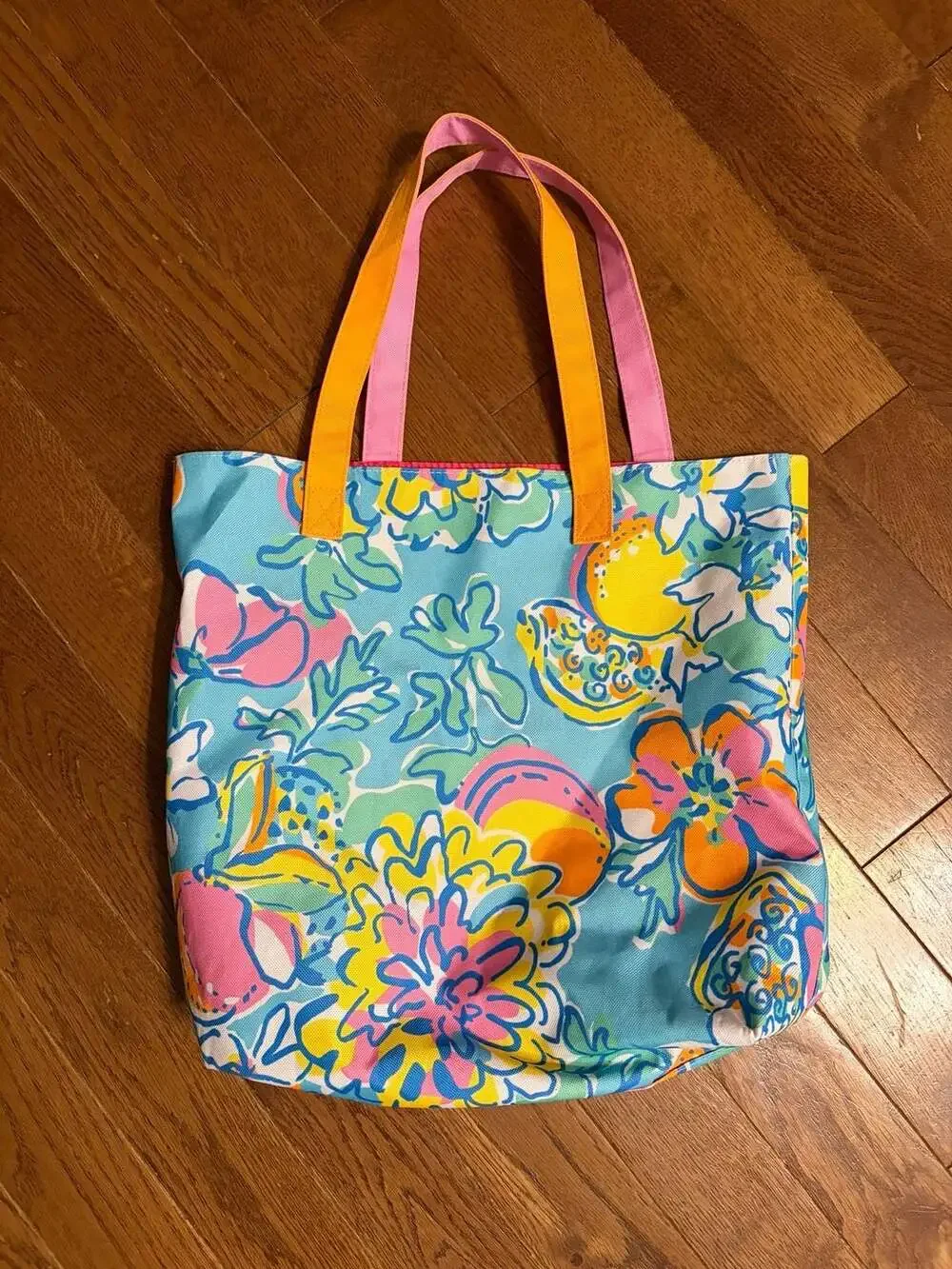 Lilly Pulitzer for Estée Lauder lilly pulitzer